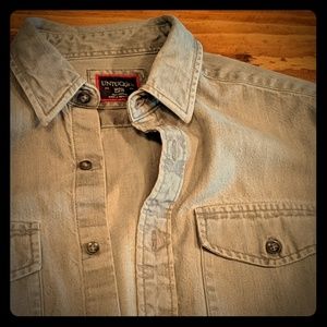 Men's Grey Denim UNTUCKit shirt